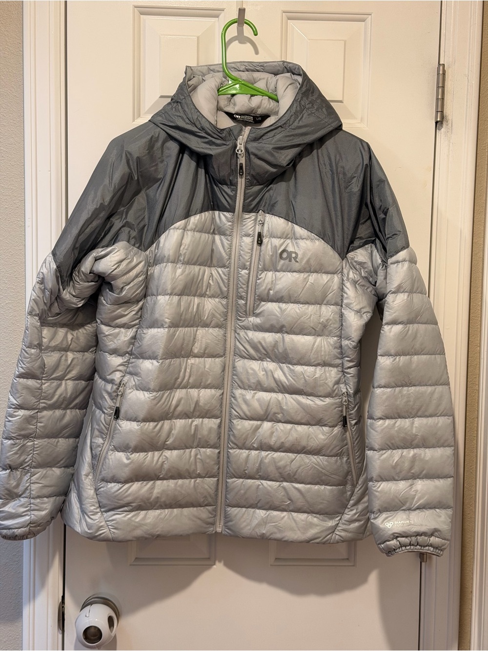 Outdoor Research Women's Two-Tone Silver Gray Insulated Hooded Puffer